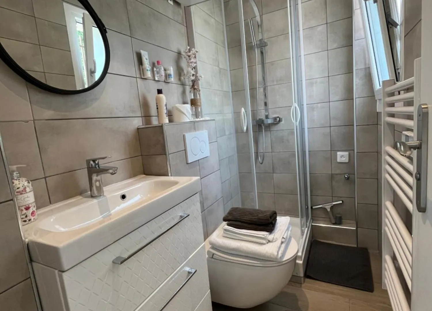 Studio Juan Les Pins Balcon 10Min Plage Antibes Apartment