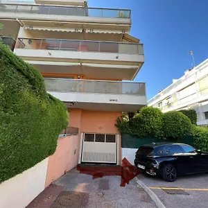 Superbe Avec Terrasse Au Cap D'antibes Antibes